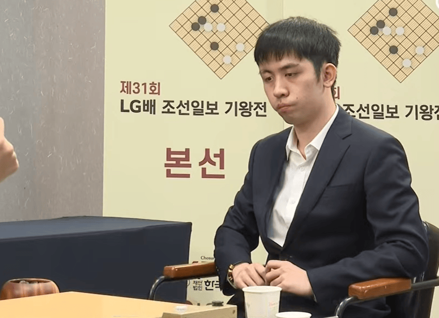 开云app-杨楷文痛失绝杀止步四强，王星昊独自冲击LG杯桂冠，与申旻埈争冠